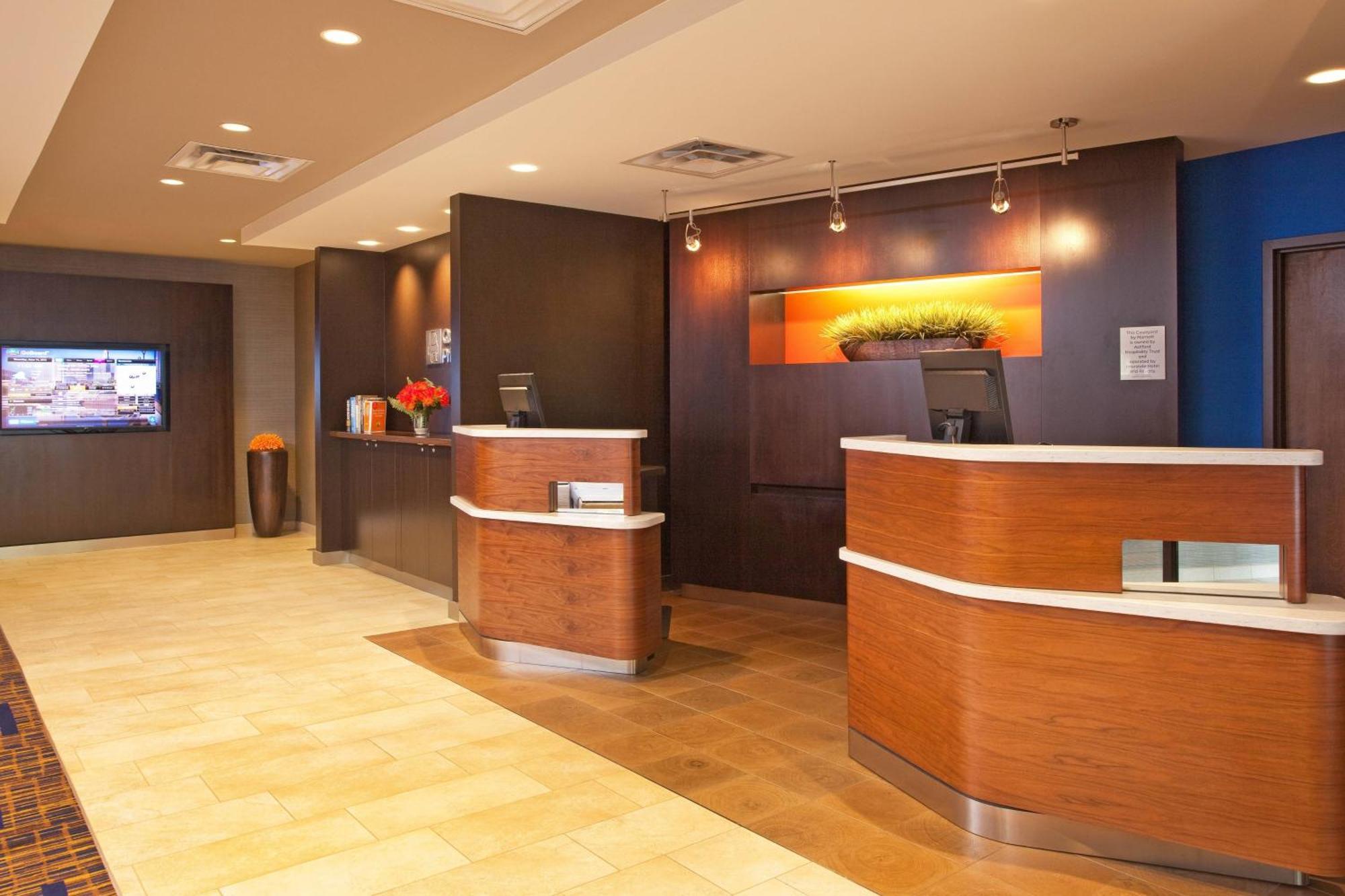 Courtyard Hartford แมนเชสเตอร์ ภายนอก รูปภาพ