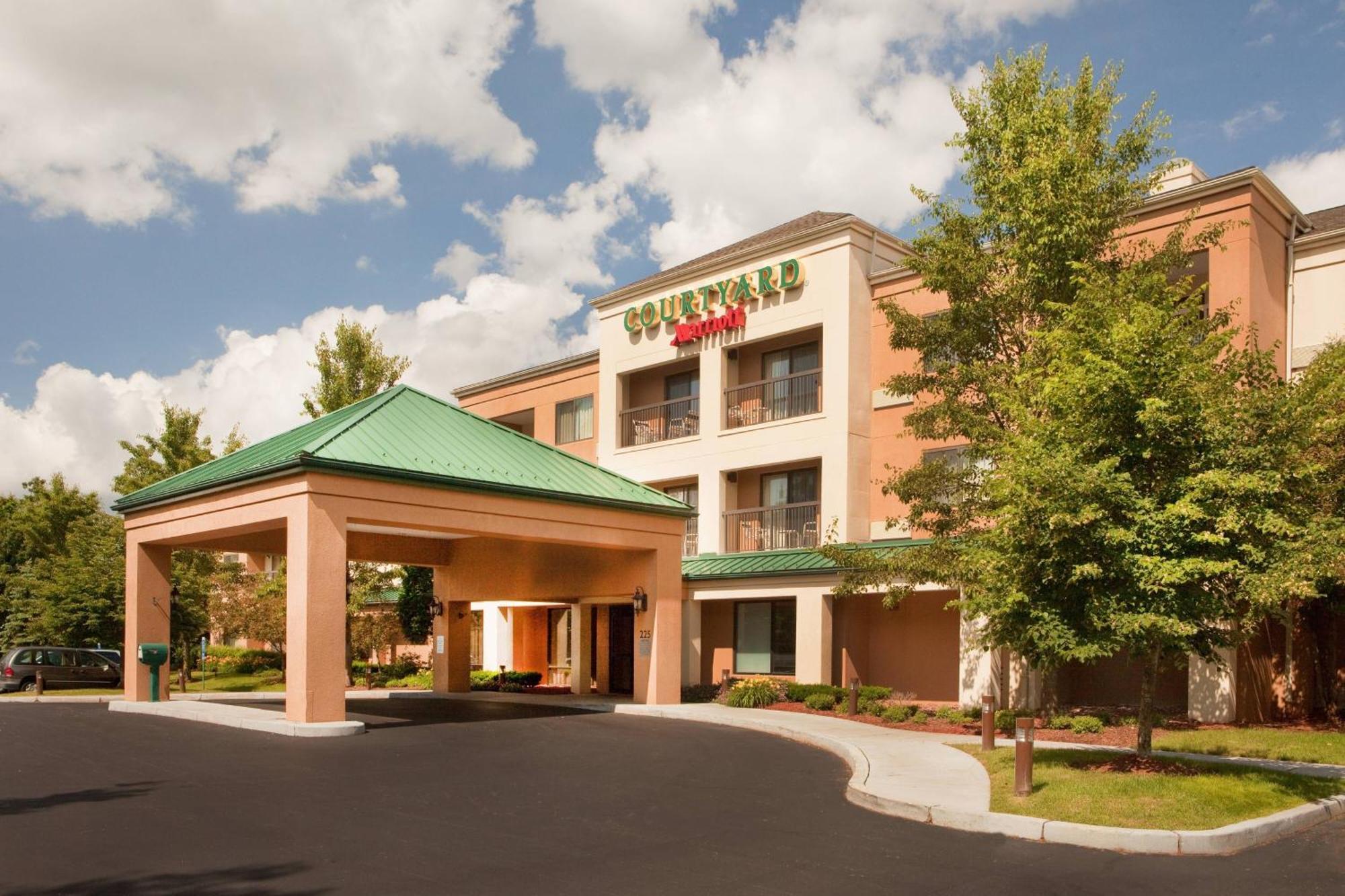 Courtyard Hartford แมนเชสเตอร์ ภายนอก รูปภาพ