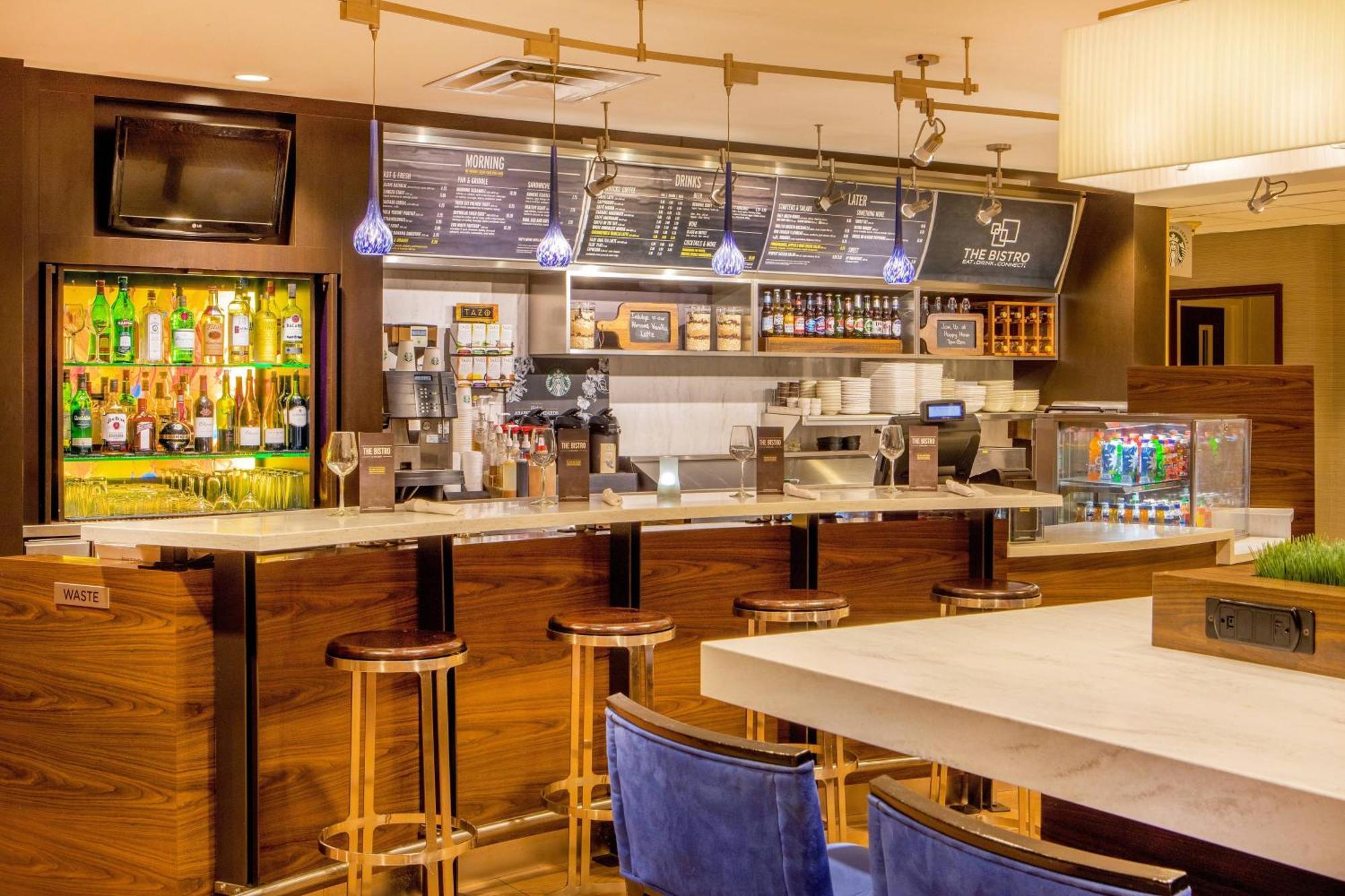 Courtyard Hartford แมนเชสเตอร์ ภายนอก รูปภาพ